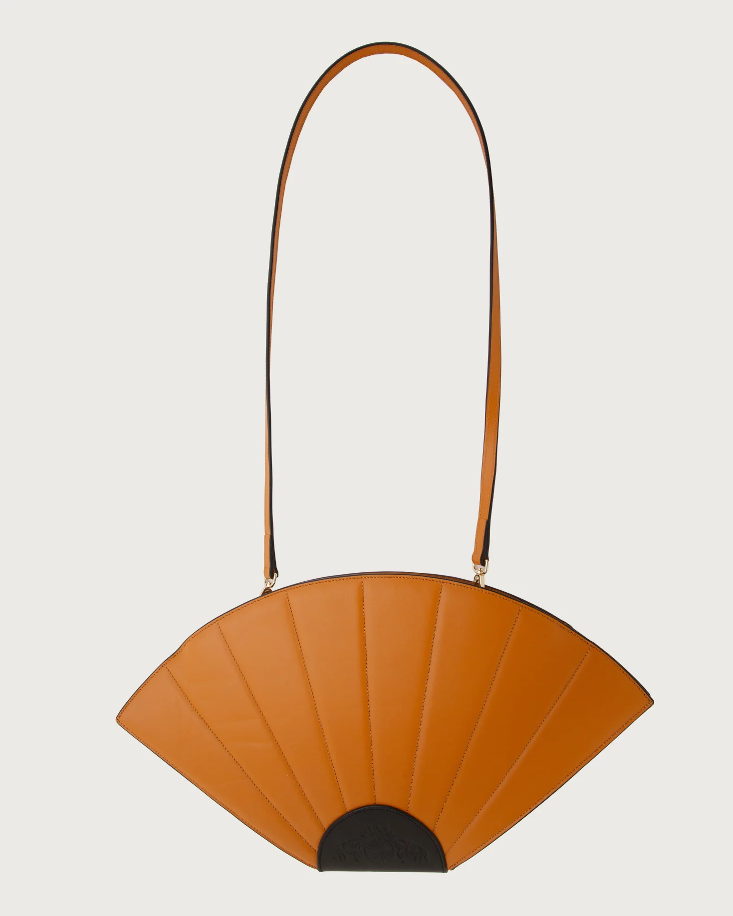 BOLSO ABANICO DORANTES HARNESS x IQ - Image 3