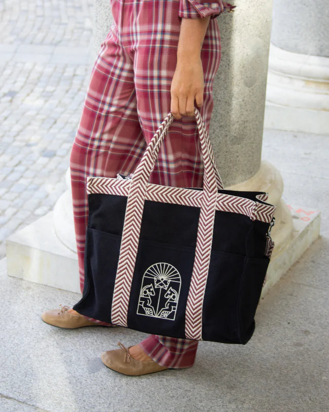 BOLSO TOTE GRECA (NEGRO) - Image 5