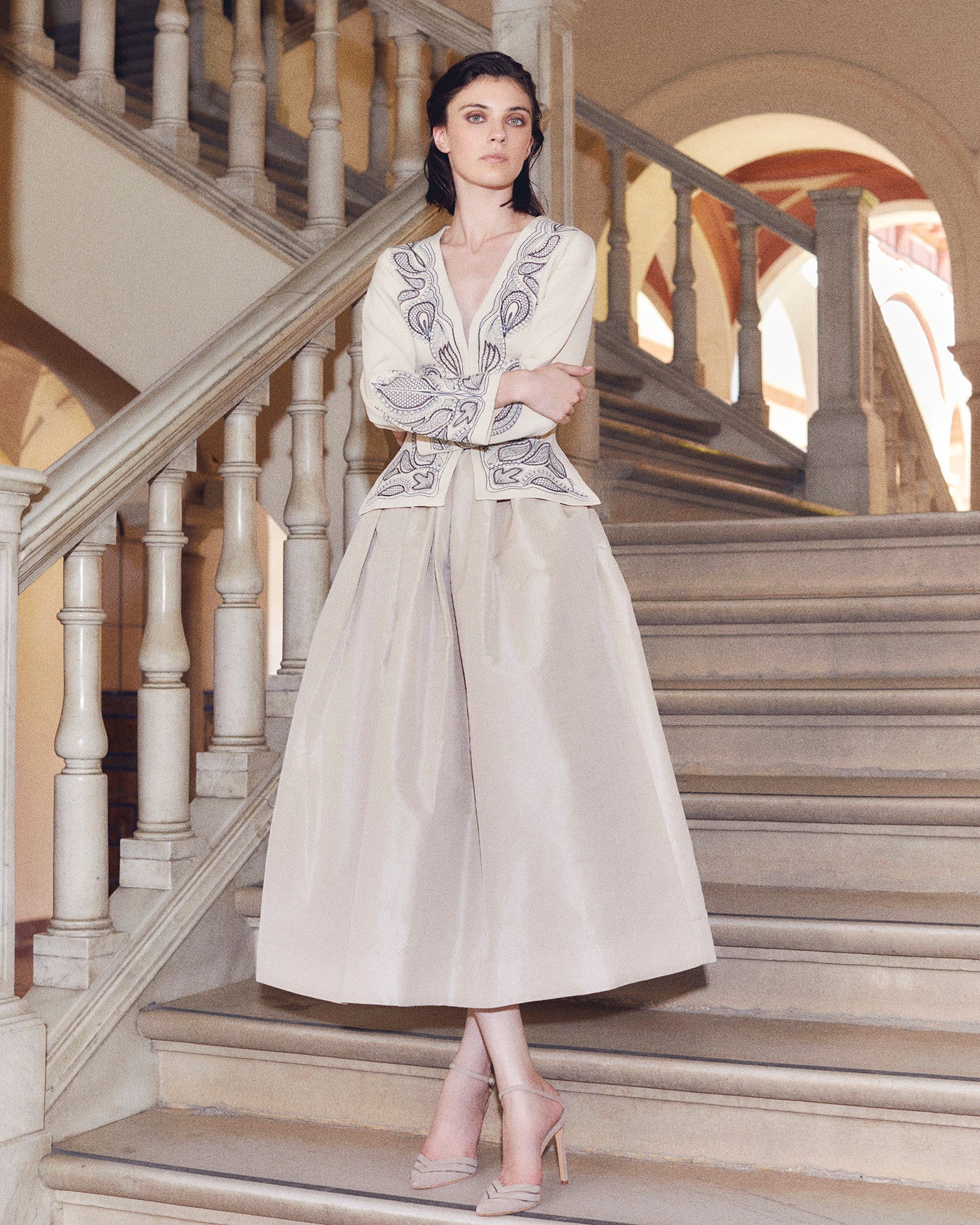 FALDA VERGARA BEIGE - Image 4