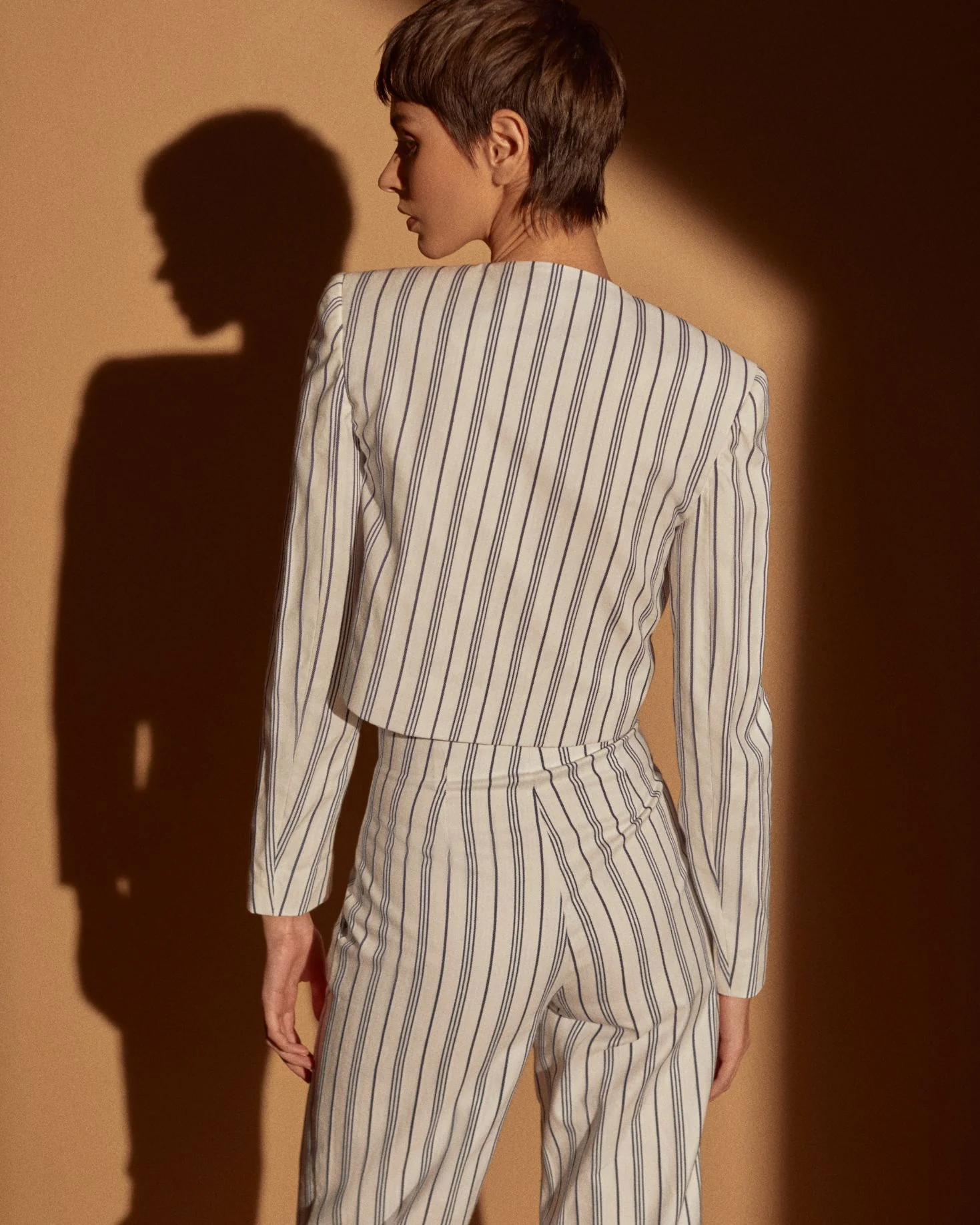 CHAQUETA TARIQ - Image 10