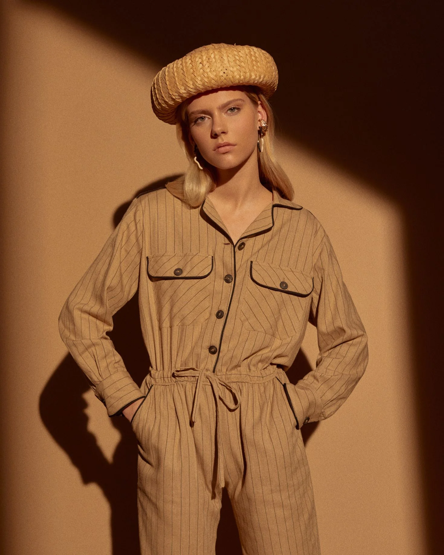 MONO FARAH - Image 3