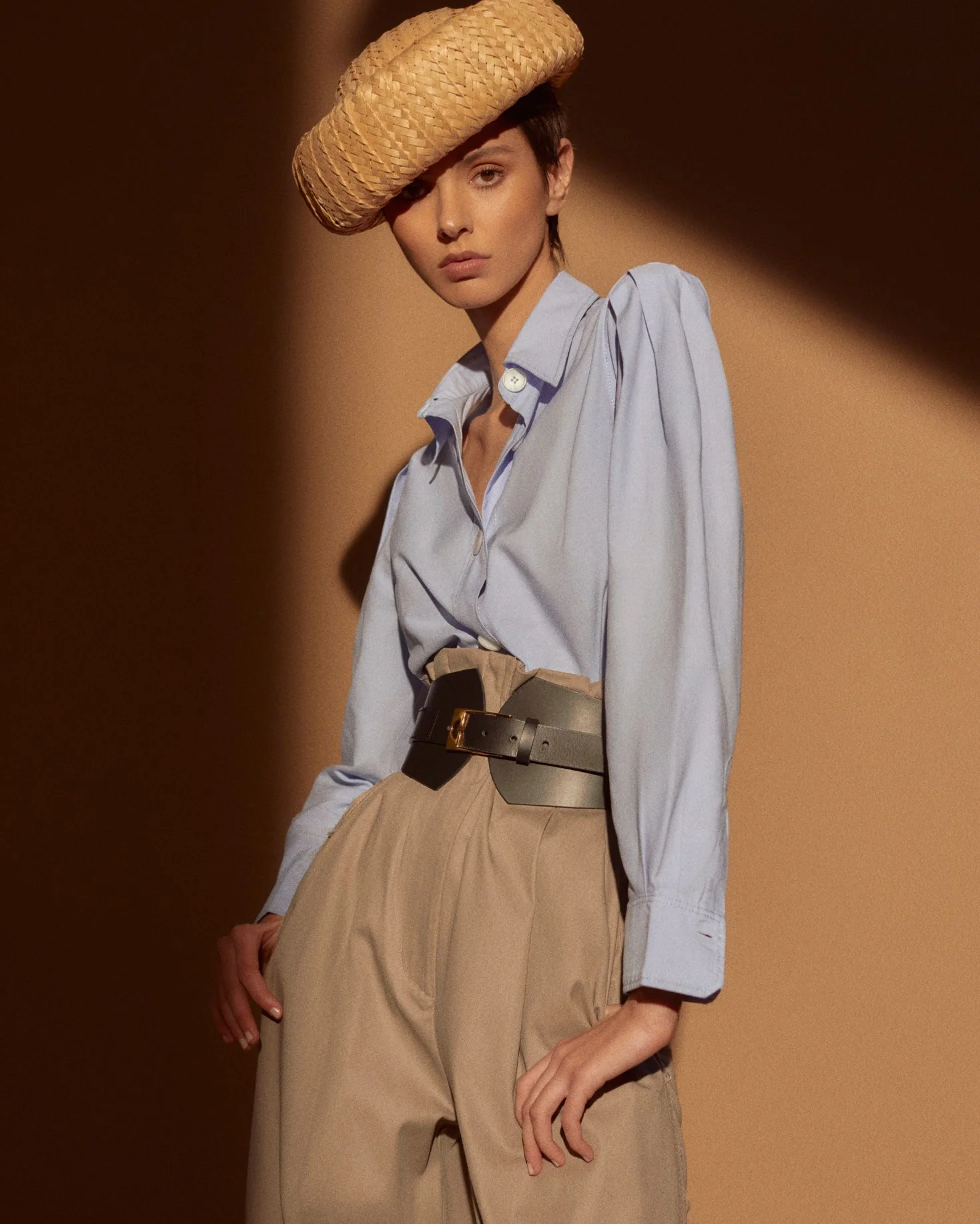 PANTALÓN RENATA TOPO - Image 4