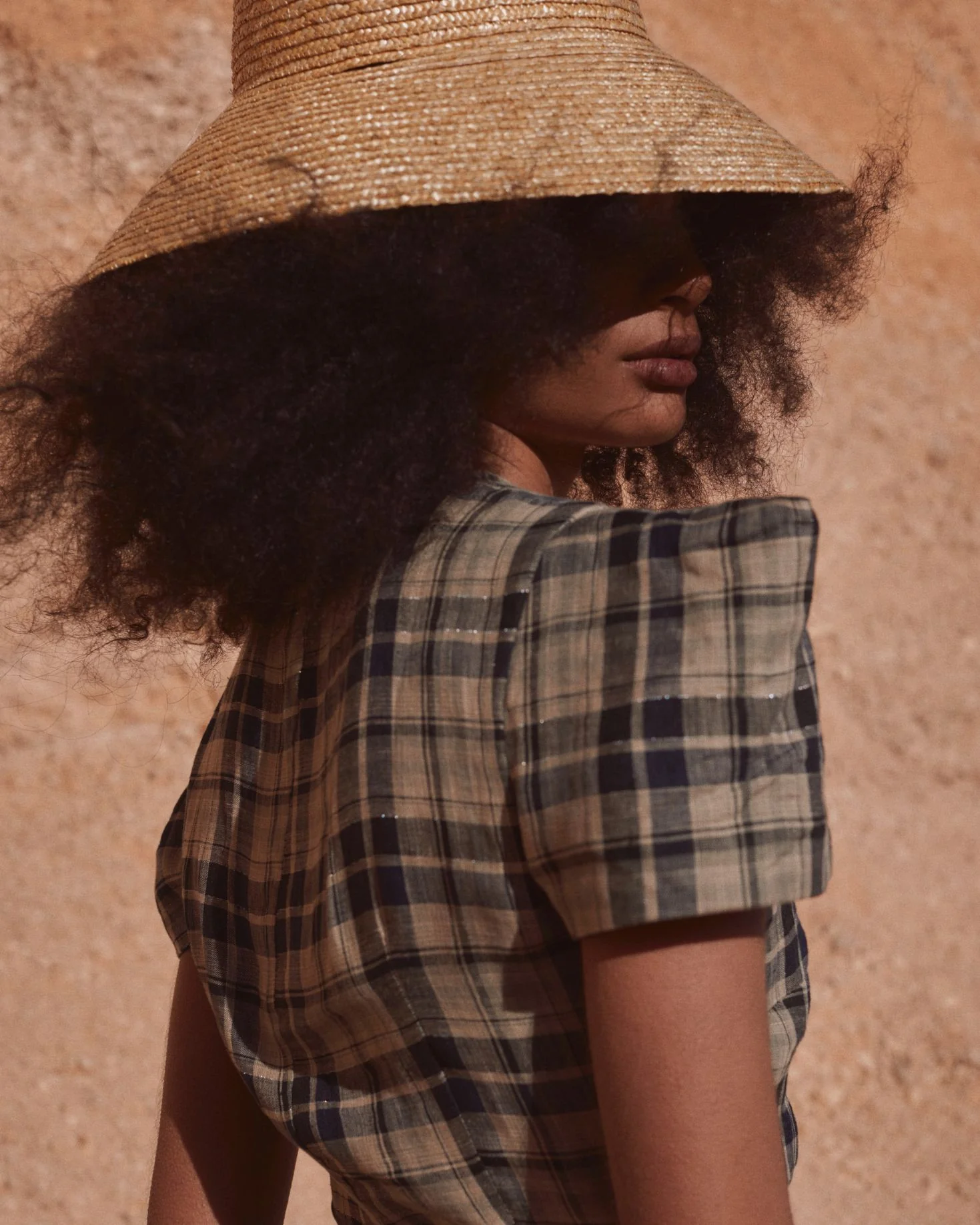 TOP LEILA - Image 2