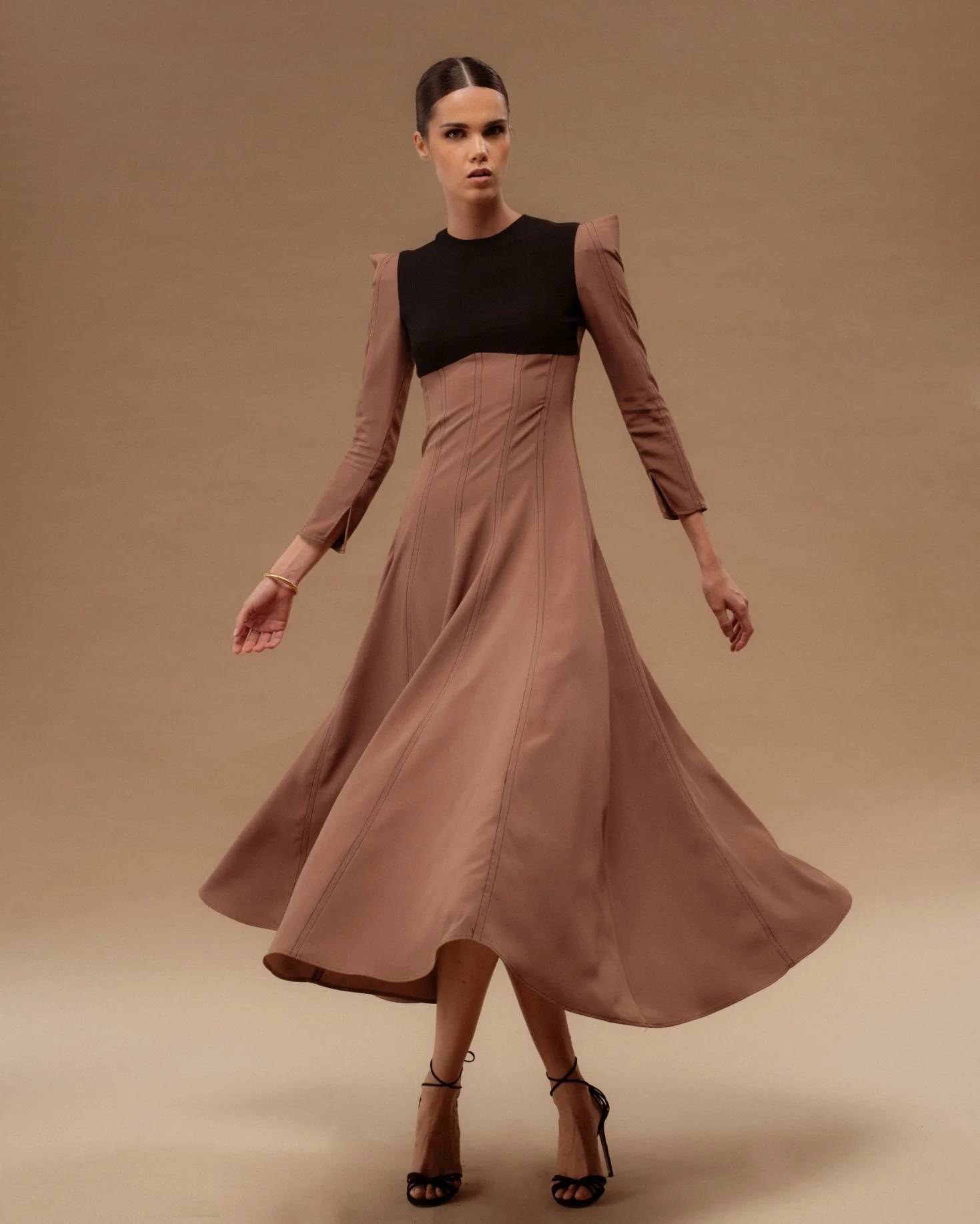 VESTIDO ELLEN - Image 2