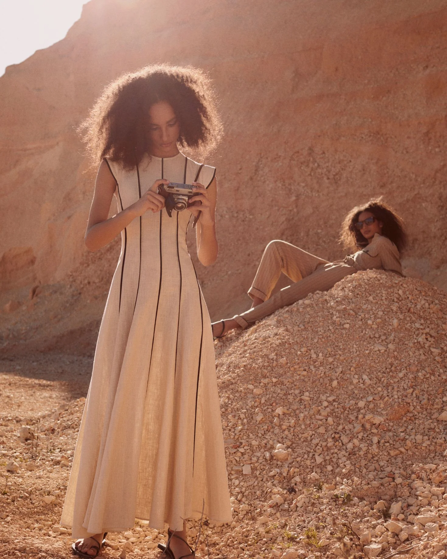 VESTIDO ROPE BEIGE - Image 3